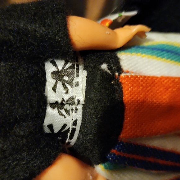 Vintage Doll from Holland wooden shoes - Picture 7 of 7